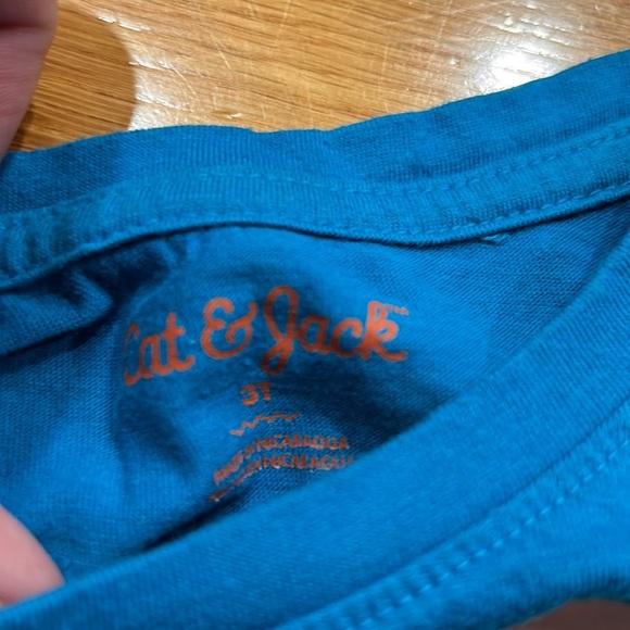 Cat and jack 3 t long sleeve top good condition - Picture 2 of 2